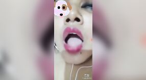 Cantik Bhabi Masturbasi Ing Cam Kanggo Kesenengan 1 min 20 sec