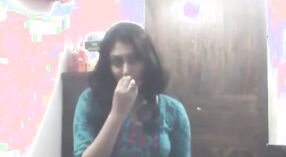 Bengali girl in shalwar costume strips naked for solo play 2 min 20 sec