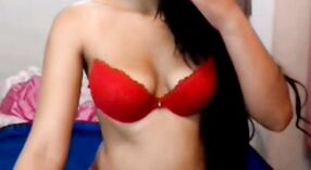 Live-Cam-Show mit einer indischen Escort aus London 4 min 50 s