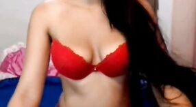 Live-Cam-Show mit einer indischen Escort aus London 5 min 20 s