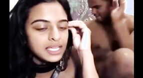 Girl Desi Saka London nemu nakal karo wong ireng ing webcam 14 min 20 sec