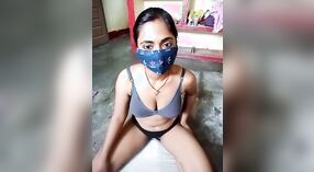 Deine Fantasien Sehas Camshow: Ein wilder Ritt 3 min 40 s