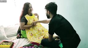 1晩セックスをしているインドのbhabhiの素晴らしいxxxビデオ！ 5 分 20 秒