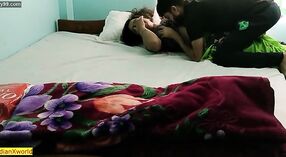 Verbazingwekkend XXX video van een indiase bhabhi having seks voor een nacht! 7 min 00 sec