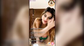 Collection de vidéos de sexe en ligne mettant en vedette Rivvika Mani 11 minute 00 sec
