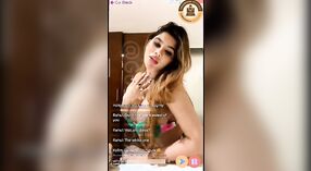 Koleksi video seks online yang menampilkan Rivvika Mani 13 min 40 sec