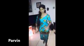 인도의 매력 에 웹캠 춤 과 소요 사진 의 그녀의 가슴 1 최소 40 초