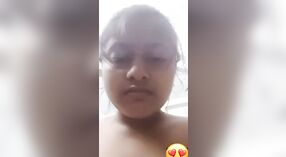 可爱的印度女孩与她性感的身体戏弄 6 敏 50 sec