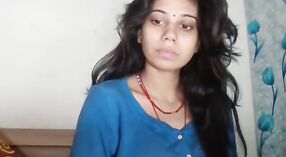Pertunjukan Kamera Sunny Bhabhi: Pertemuan yang Beruap 2 min 20 sec
