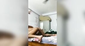 Video de larga duración del encuentro erótico de un joven amante 7 mín. 40 sec