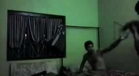 Indiase Paar casual nachtelijke seks is een must-see 10 min 20 sec