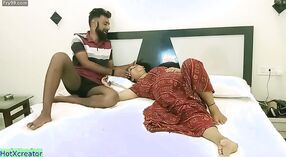 Desi bhabhi's fratello isn't il solo uno ottenere corneo in questo steamy video 1 min 40 sec