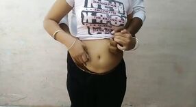 Desi cặp vợ chồng thích đứng tình dục trong ướty video 2 tối thiểu 20 sn