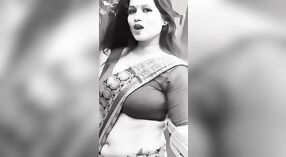 Hot bhabi with a big belly button in shorts gets naughty on camera 6 min 10 sec