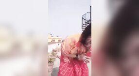 Hot bhabi with a big belly button in shorts gets naughty on camera 7 min 00 sec