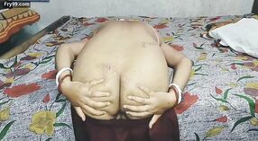 Desi Ấn Độ Baba ' S Lớn Chiến Lợi Phẩm Khao khát Sự Hài lòng Của Của Tôi Vòi nước Trong Cô Ấy Quần lót Và Áo Ngực 0 tối thiểu 50 sn