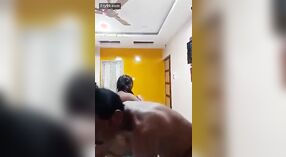 Bengalische Frau mit großen Titten wird mit ihrem Chef ungezogen 4 min 20 s