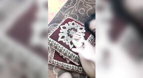 Desi Bhabhi's sensual handjob will leave you breathless 1 min 20 sec