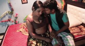 Тетя из Кришнанагара трахается со своим молодым парнем 5 минута 20 сек