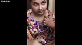 Un étudiant indien aime donner la tête à une grosse bite 1 minute 00 sec