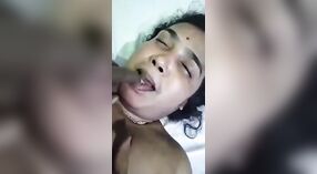 Bengalski dziewczyna dostaje w dół i brudne z mężem 3 / min 00 sec