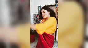 Hot bhabi with big belly button in hot shorts collection 2 min 00 sec