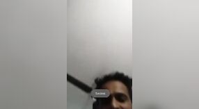 Pertemuan pusat panggilan Bangla dengan pasangan yang sudah menikah 0 min 0 sec