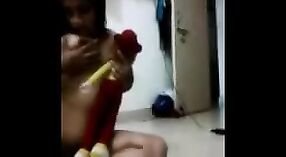 Sexe Nu Rempli de jouets avec Mangala Bhabhi 3 minute 00 sec
