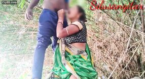 Desi bhabhi gets vahşi içinde the jungle ile ona sıcak vücut 1 dakika 20 saniyelik