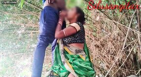 Desi bhabhi se déchaîne dans la jungle avec son corps chaud 2 minute 00 sec