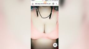 Premium Roze Titano Show Met Grote borsten en een schattig Vixen 1 min 30 sec