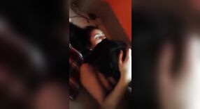 Студентка колледжа и ее парень занимаются страстным сексом в комнате общежития 2 минута 50 сек