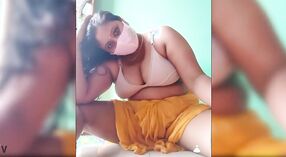 Live show with bhabi's big boobs and hot body 5 min 40 sec