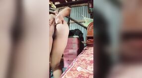 Desi Girl的HLE覆盖的赃物是该镇的话题 2 敏 40 sec