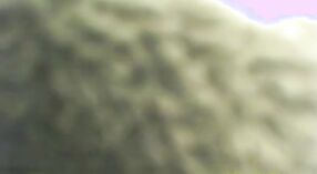 ಆಯಿಷಾ ಪಾಕಿ ಅವರ ಮದುವೆಯ ದಿನ ಪಾರ್ಲರ್ನಲ್ಲಿ ಉಗಿ ಸೌಂದರ್ಯ ಅಧಿವೇಶನಕ್ಕೆ ತಿರುಗುತ್ತದೆ 4 ನಿಮಿಷ 00 ಸೆಕೆಂಡು