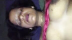 Une milf indienne devient coquine avec son amant dans une vidéo hardcore 7 minute 50 sec