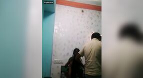 একটি এমএমসি ছবিতে ভারতীয় কলেজ ছাত্র হুসবু তারকারা 4 মিন 10 সেকেন্ড