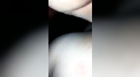 Novia tetona es golpeada duro por un amigo en un encuentro rápido e intenso 1 mín. 20 sec