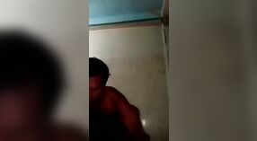 Novia tetona es golpeada duro por un amigo en un encuentro rápido e intenso 2 mín. 20 sec