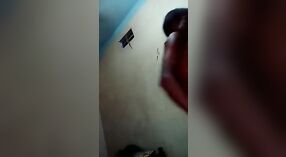 Novia tetona es golpeada duro por un amigo en un encuentro rápido e intenso 4 mín. 20 sec