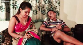 ஓரின சேர்க்கை ஆபாச திரைப்படத்தில் முழுநேர முதலாளி டினா கியா நடிக்கிறார் 0 நிமிடம் 0 நொடி