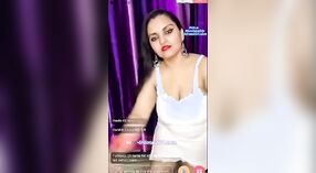 Premium class Insta-model Srishti Khan shows af haar mollig lichaam 2 min 10 sec