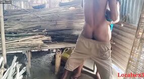 Секс на открытом воздухе с бенгальской мамой, которая безумно любит это 8 минута 40 сек
