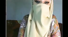 Pakistaanse moslimmeisje gestolen mpobile wordt gelekt in stomende video 0 min 0 sec
