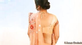 Phiên Người mẫu ari của Tanishka Varma 4 tối thiểu 00 sn