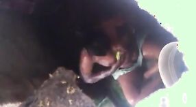 तमिल पत्नी हो जाता है एक तिरछी नज़र पर उसे स्नान में इस भाप से भरा वीडियो 3 मिन 20 एसईसी