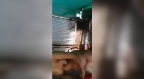 Vídeo Sensual da hora do banho de Nakula 0 minuto 0 SEC