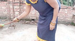 বাঙালি বোন -ইন -লাউ জোর করে চ্যাট রুমের আনন্দ 0 মিন 0 সেকেন্ড