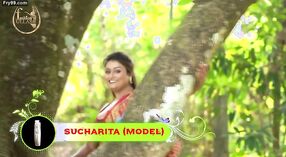 Beautiful Madhu in Sexy Saree: A must-see for any saree lover 1 min 40 sec