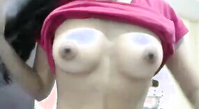 Atira ' S Nude Show Tại Stripchat: Một Gợi Cảm Người Da Đỏ Kinh Nghiệm 2 tối thiểu 00 sn